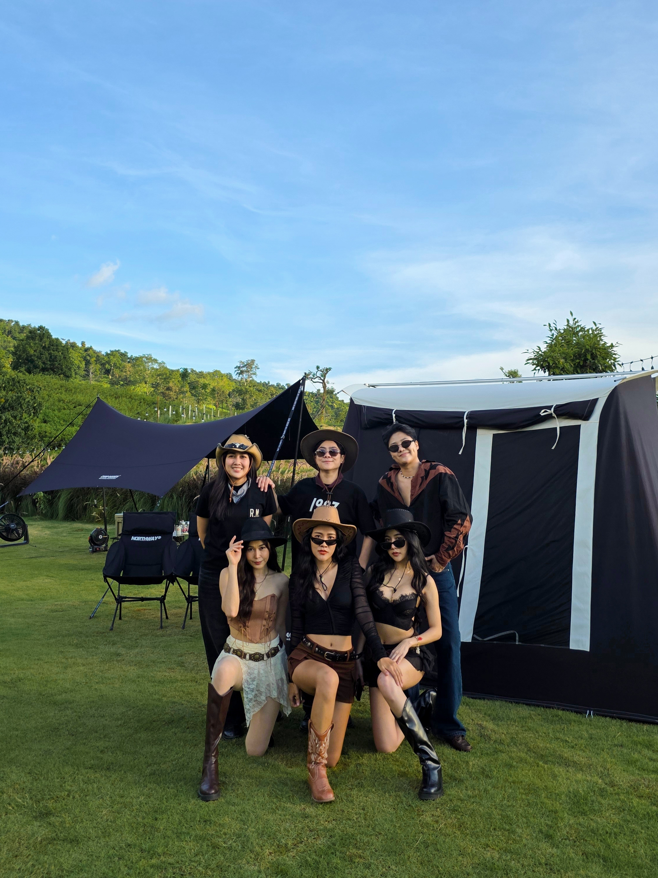 กางเต็นท์ ขับATV ดูกระทิง ที่De KANDA​ Glamping​